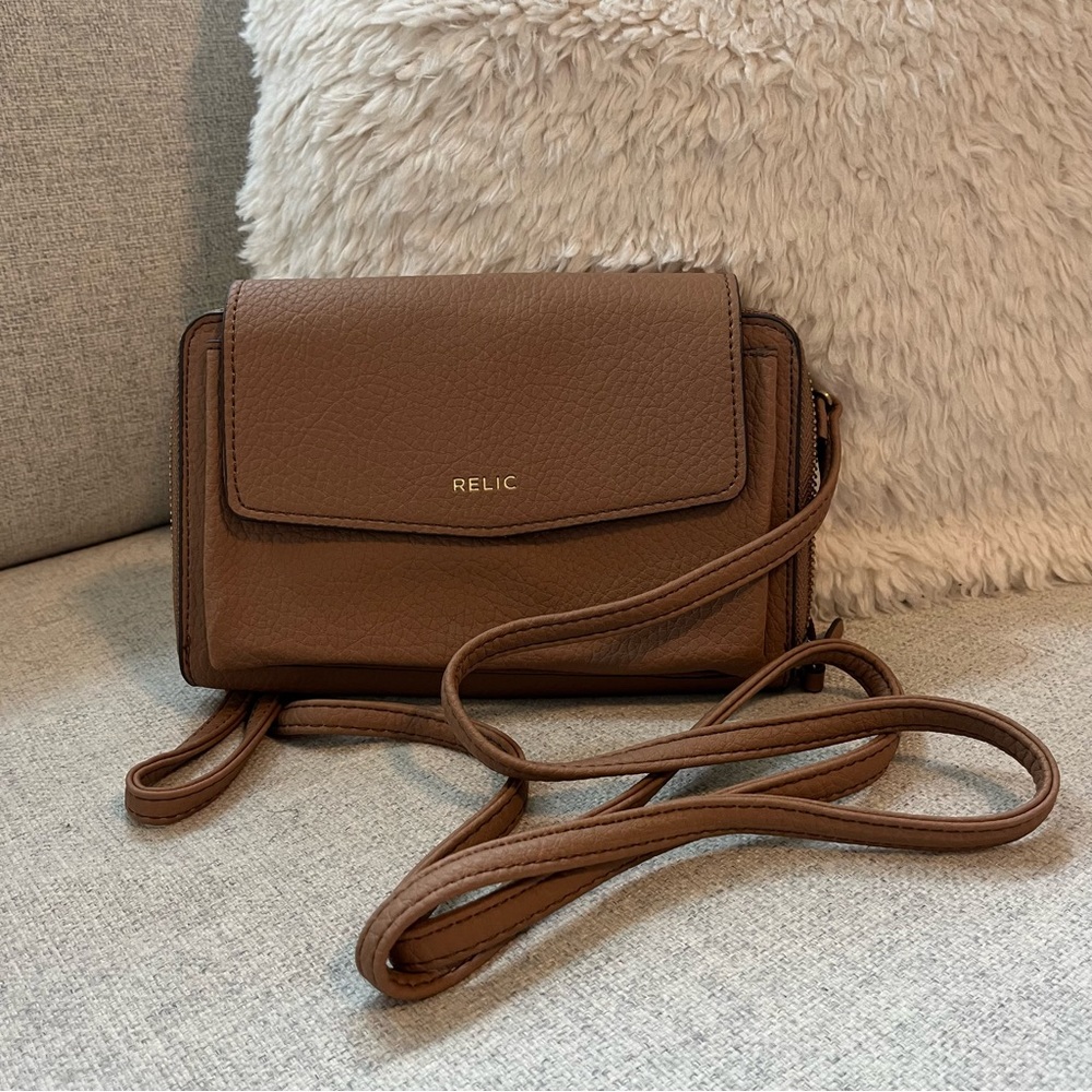 Relic Convertible Taupe Purse, New